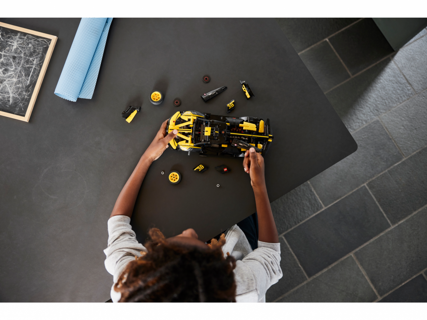 BOLID BUGATTI, LEGO 42151 - imagine 5